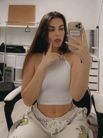 Моника фото 3